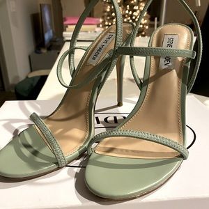 Steve Madden heels